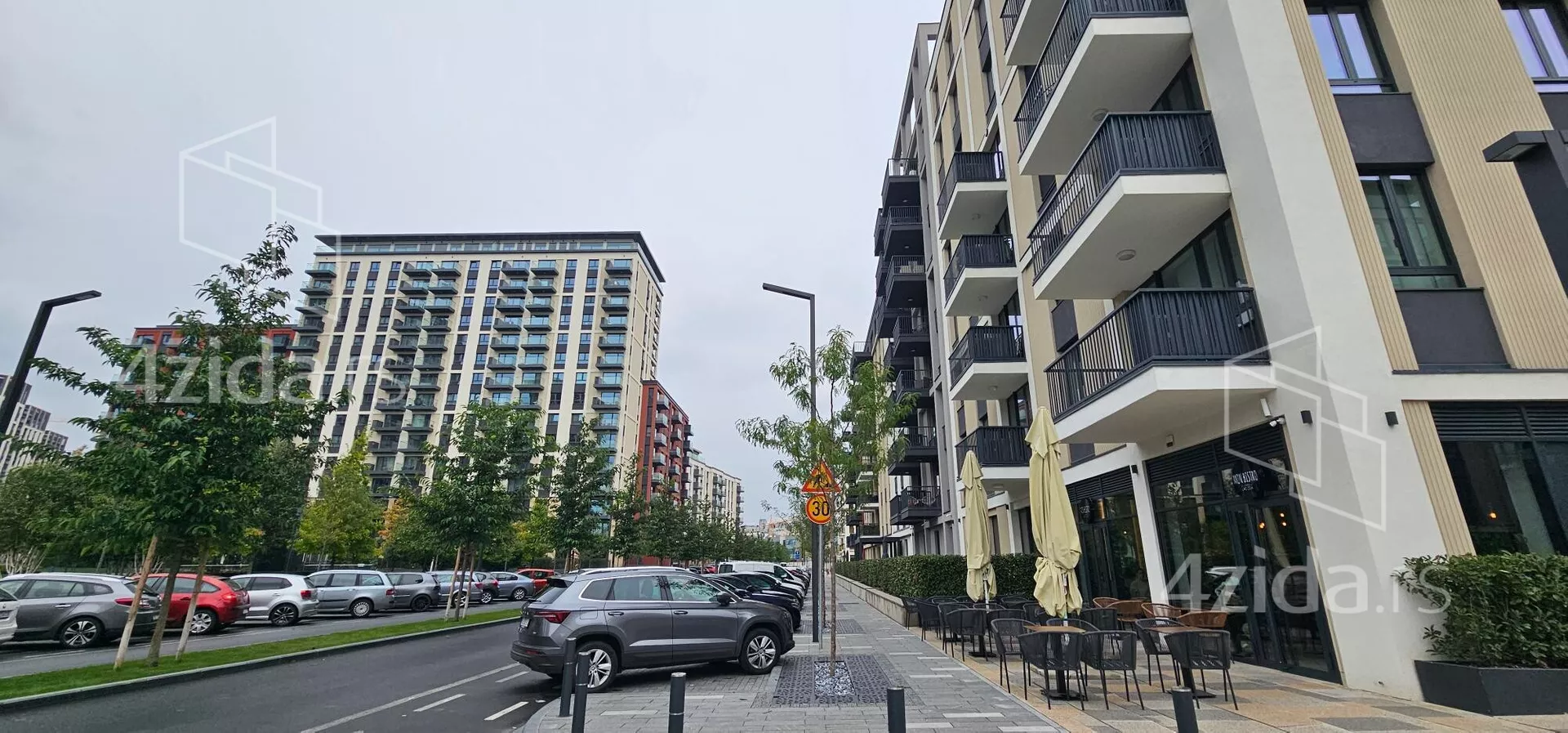 Poslovni prostor | 4zida