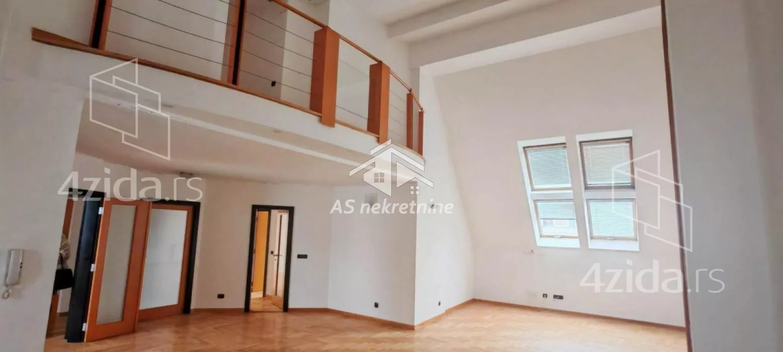 Šestosoban stan | 4zida