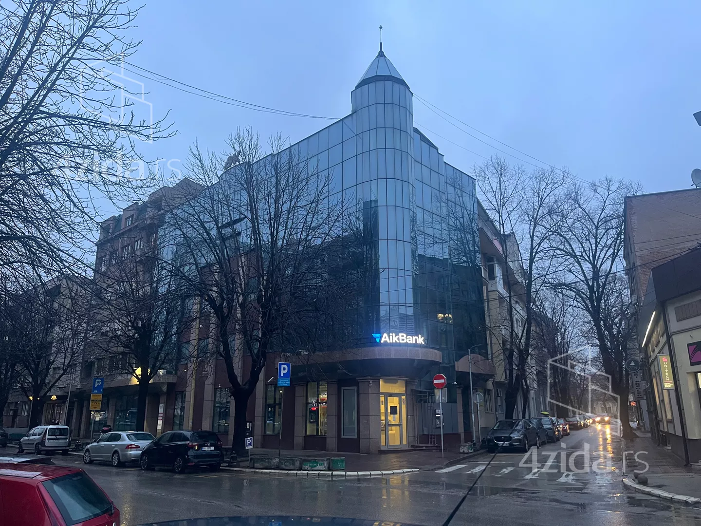 Poslovni prostor | 4zida