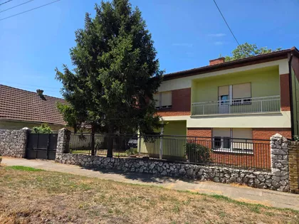 Železnička 37 | 4zida.rs