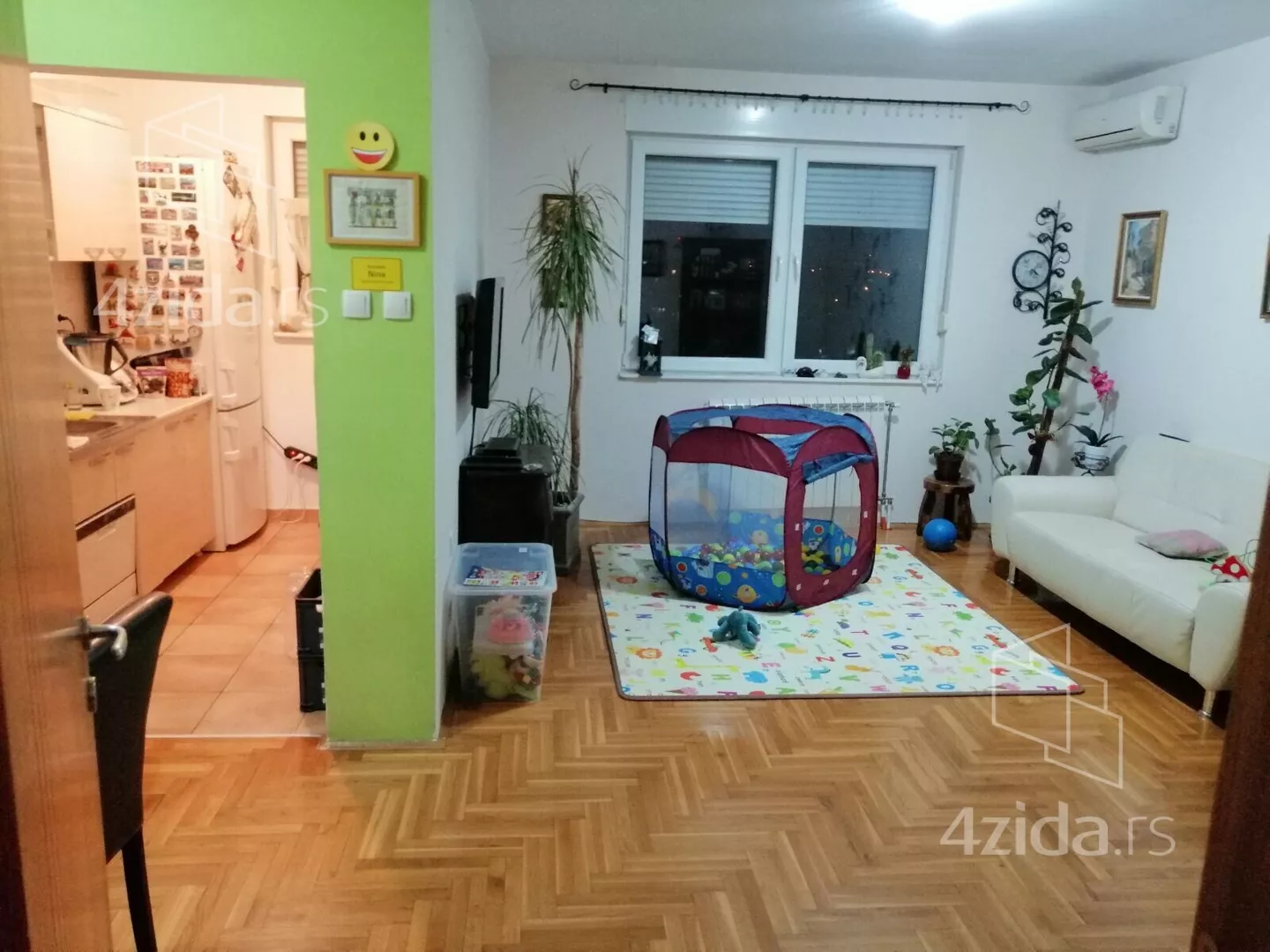 Dvoiposoban stan | 4zida