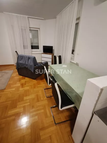 Bete Vukanović | 4zida.rs