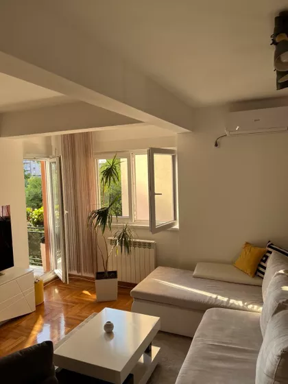 Drage Spasić | 4zida.rs