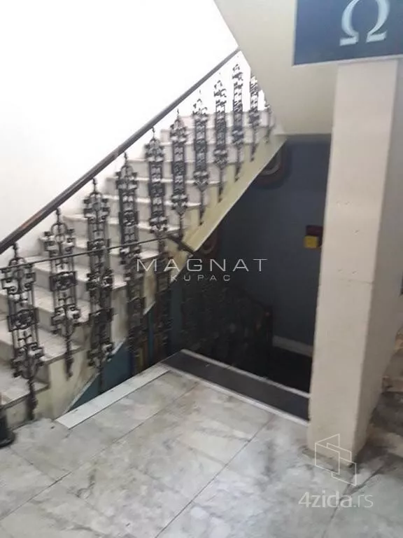 Lokal | 4zida