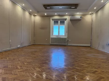 Trg Lazara Nešića | 4zida.rs