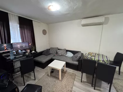 Svetosavska | 4zida.rs