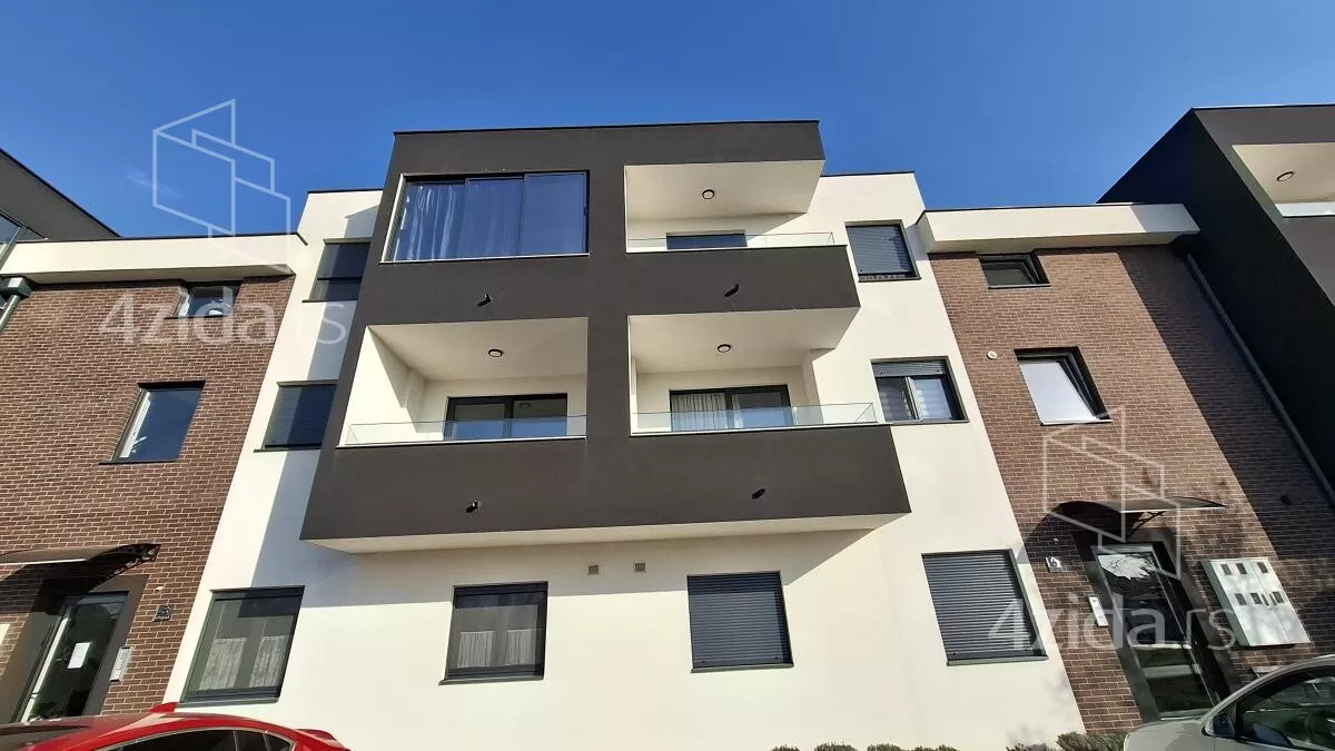 Četvorosoban stan | 4zida