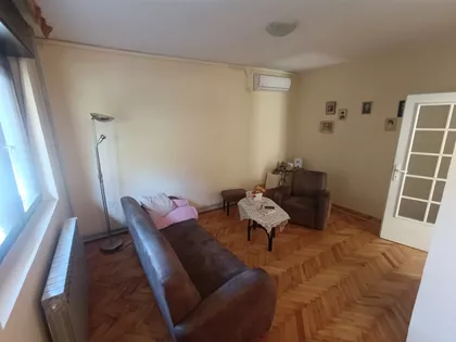 Letnjikovac | 4zida.rs
