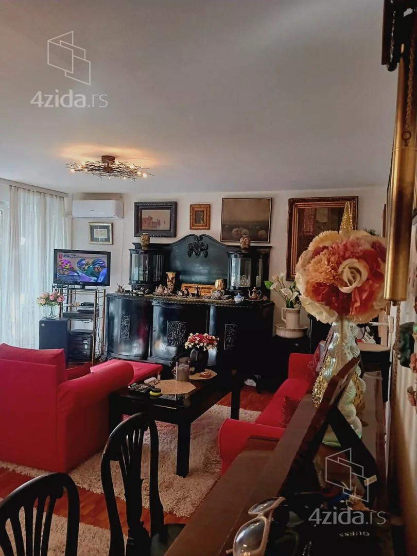 Dvoiposoban stan | 4zida