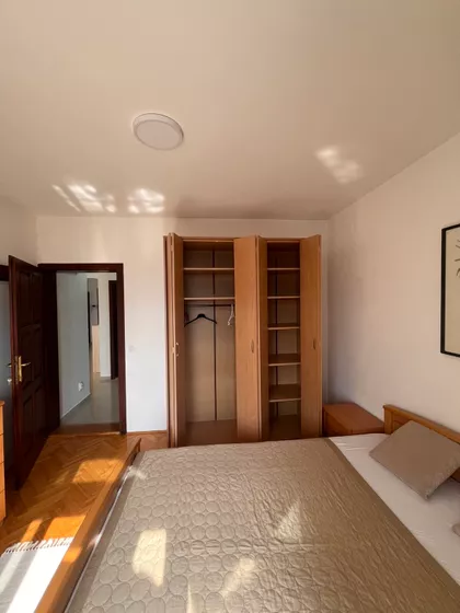 Cara Iraklija | 4zida.rs