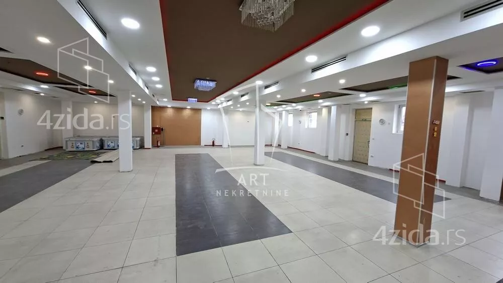 Poslovni prostor | 4zida