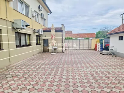 Karađorđeva | 4zida.rs