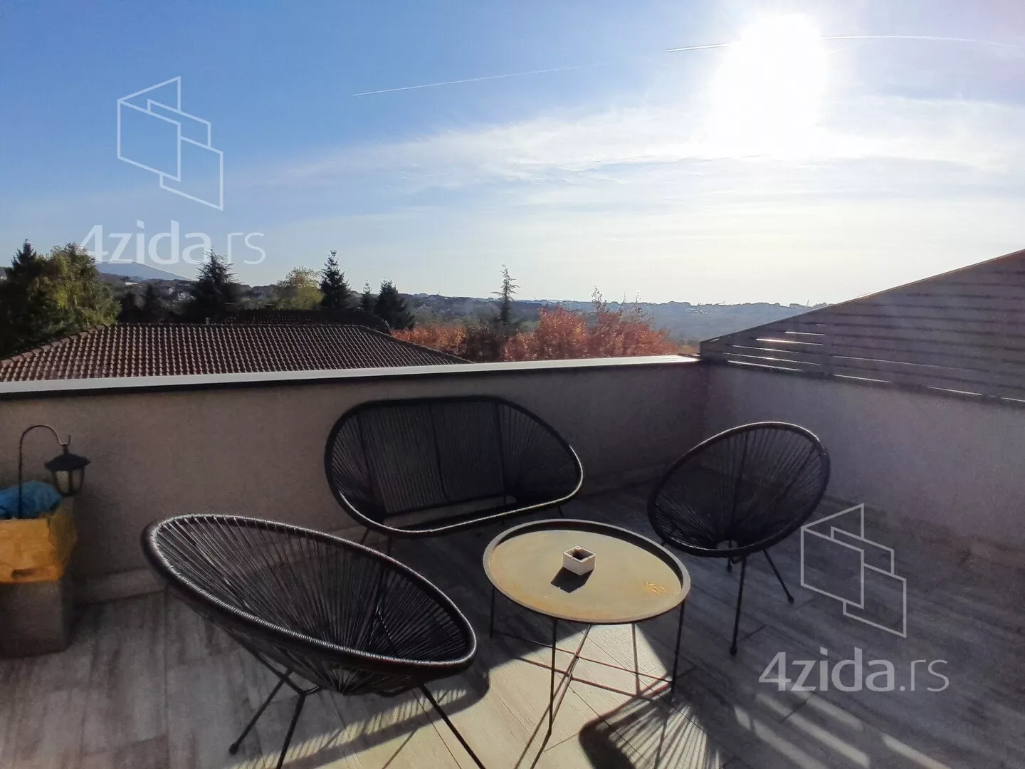 Troiposoban stan | 4zida