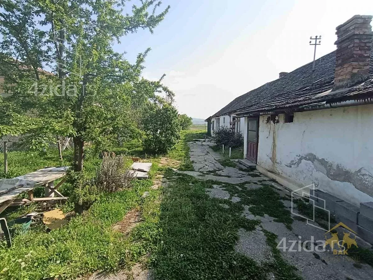 Plac | 4zida