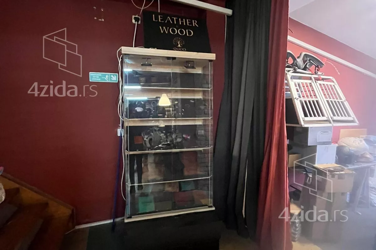 Poslovni prostor | 4zida