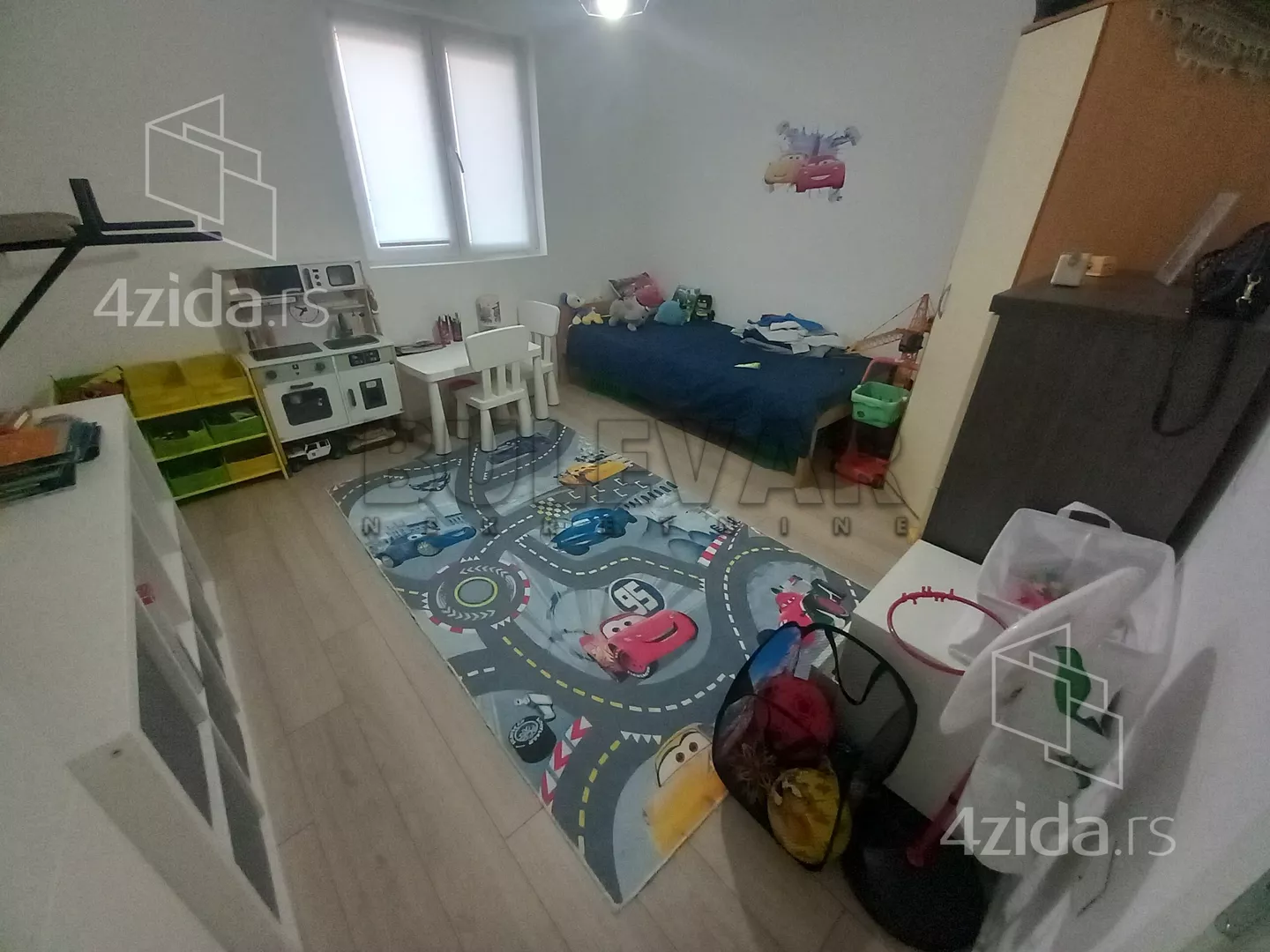 Četvorosoban stan | 4zida