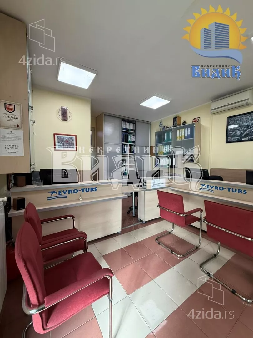 Poslovni prostor | 4zida