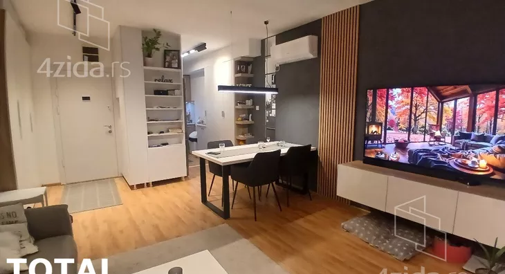 Dvoiposoban stan | 4zida