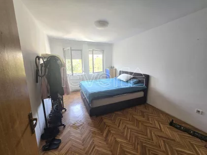Železnička stanica | 4zida.rs
