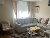 Gradske lokacije, Knić | 4zida.rs