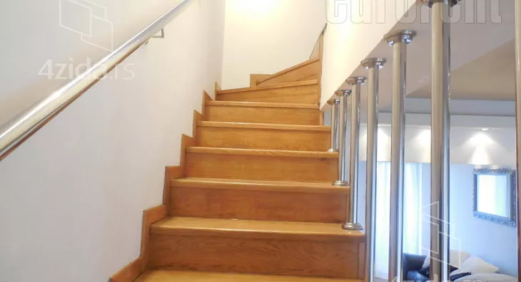 Četvoroiposoban stan | 4zida