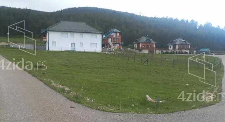 Građevinsko zemljište | 4zida