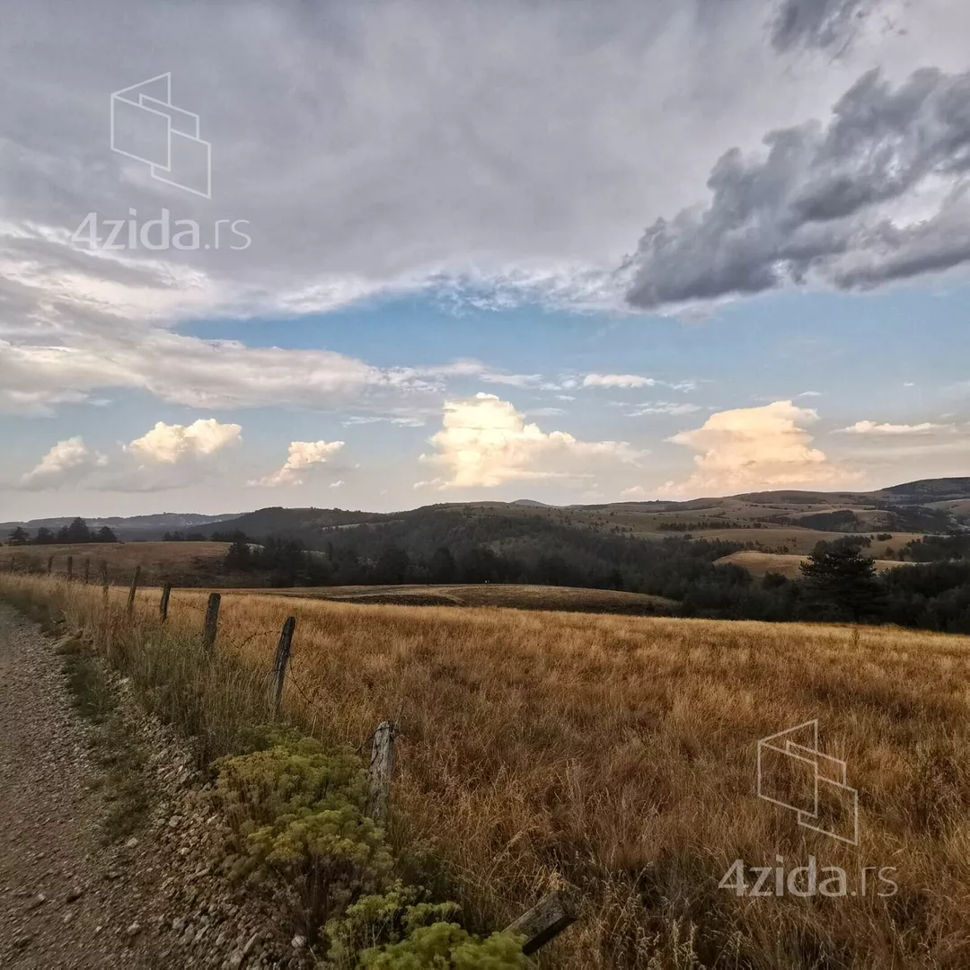 Građevinsko zemljište | 4zida