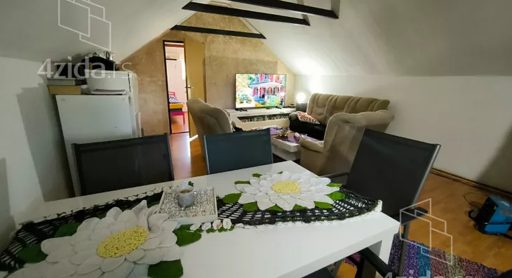 4-etažna kuća | 4zida