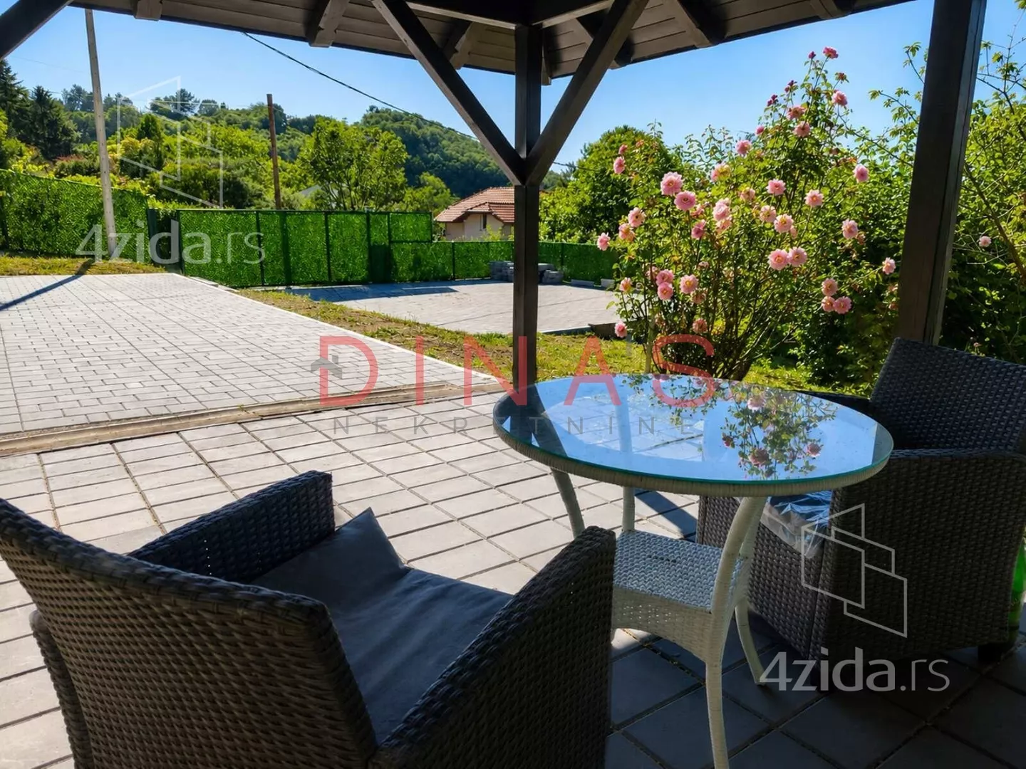 Kuća | 4zida