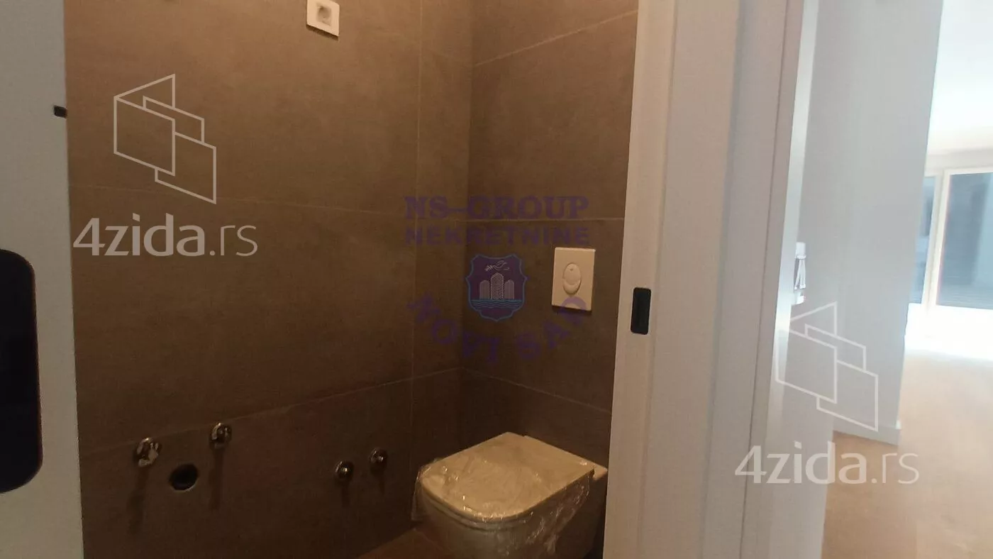 Petosoban stan | 4zida