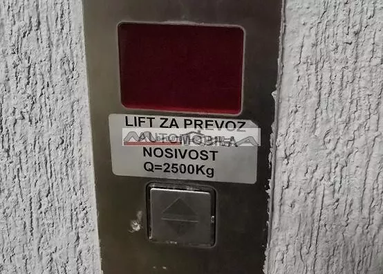 Garaža | 4zida
