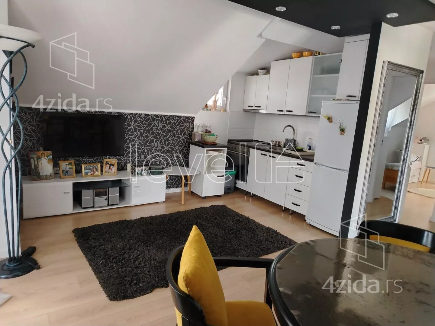 Kuća | 4zida