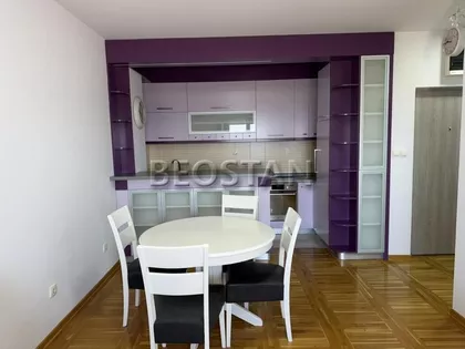 Ruđera Boškovića | 4zida.rs