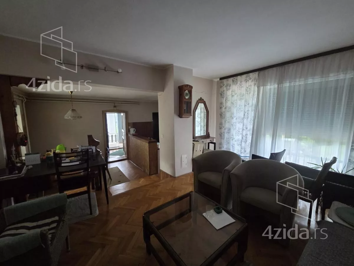 Kuća | 4zida