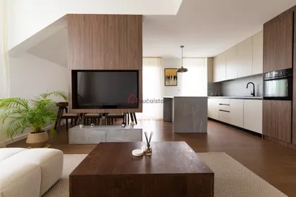 Mladenovac (mesto) | 4zida.rs