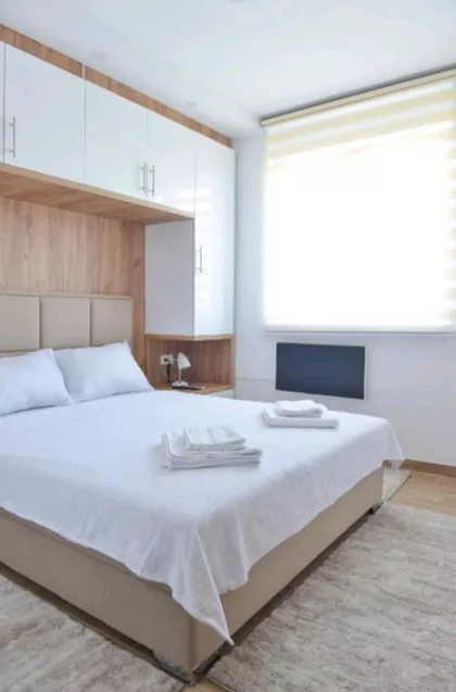 Nemanjina | 4zida.rs