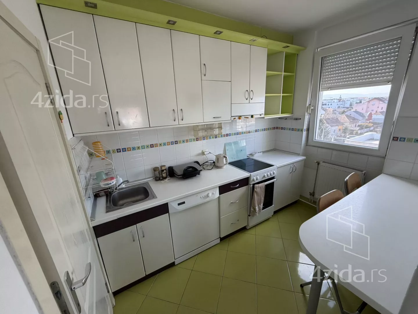 Četvorosoban stan | 4zida