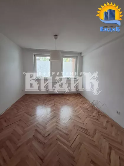 Ratka Mitrovića | 4zida.rs