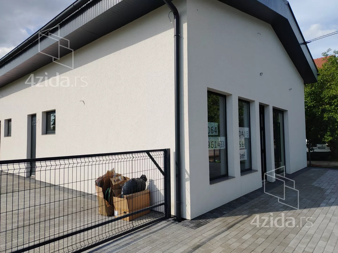Poslovni prostor | 4zida