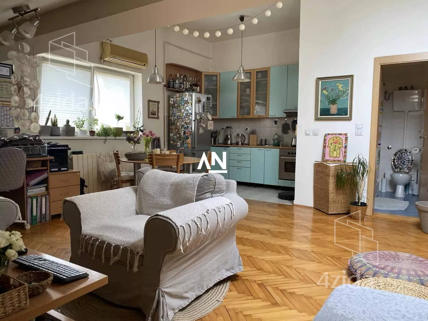 Jednoiposoban stan | 4zida