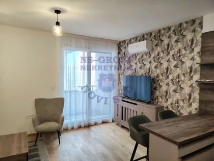 Bulevar Patrijarha Pavla (Somborski Bulevar) | 4zida.rs