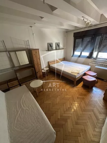 Lazarevićeva | 4zida.rs
