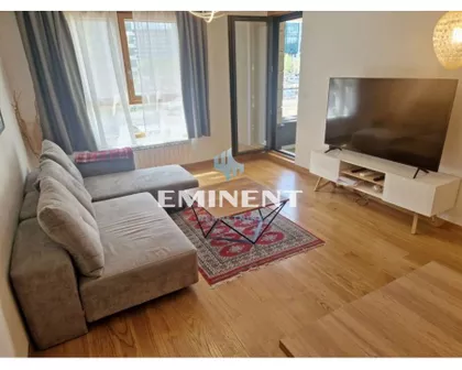 Tadije Sondermajera | 4zida.rs