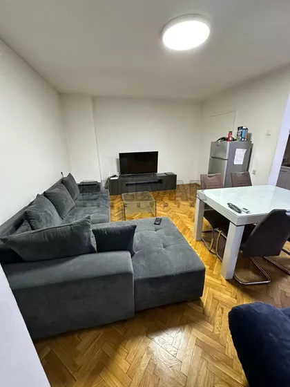 Trg kralja Aleksandra Ujedinitelja | 4zida.rs