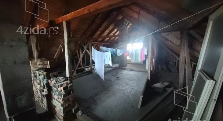 4-etažna kuća | 4zida