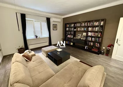 Miše Vujića | 4zida.rs