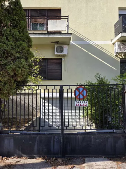 Šandora Olaha | 4zida.rs