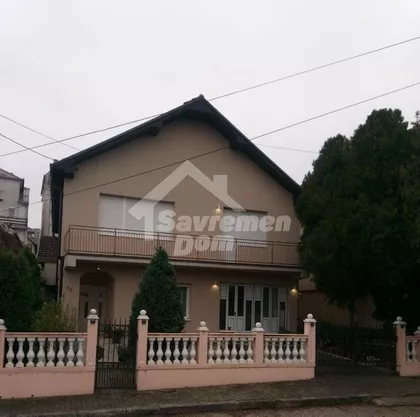 Vašarište | 4zida.rs