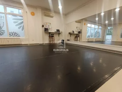 Železnik | 4zida.rs