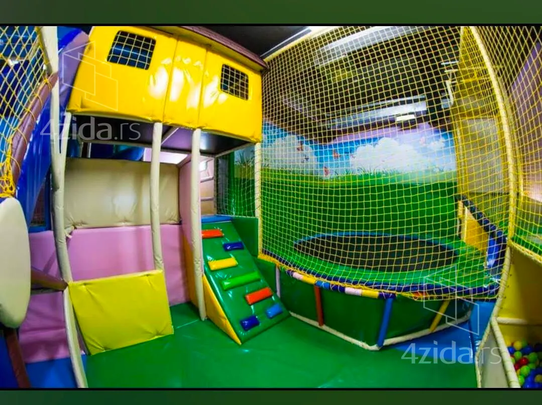 Ugostiteljski objekat | 4zida